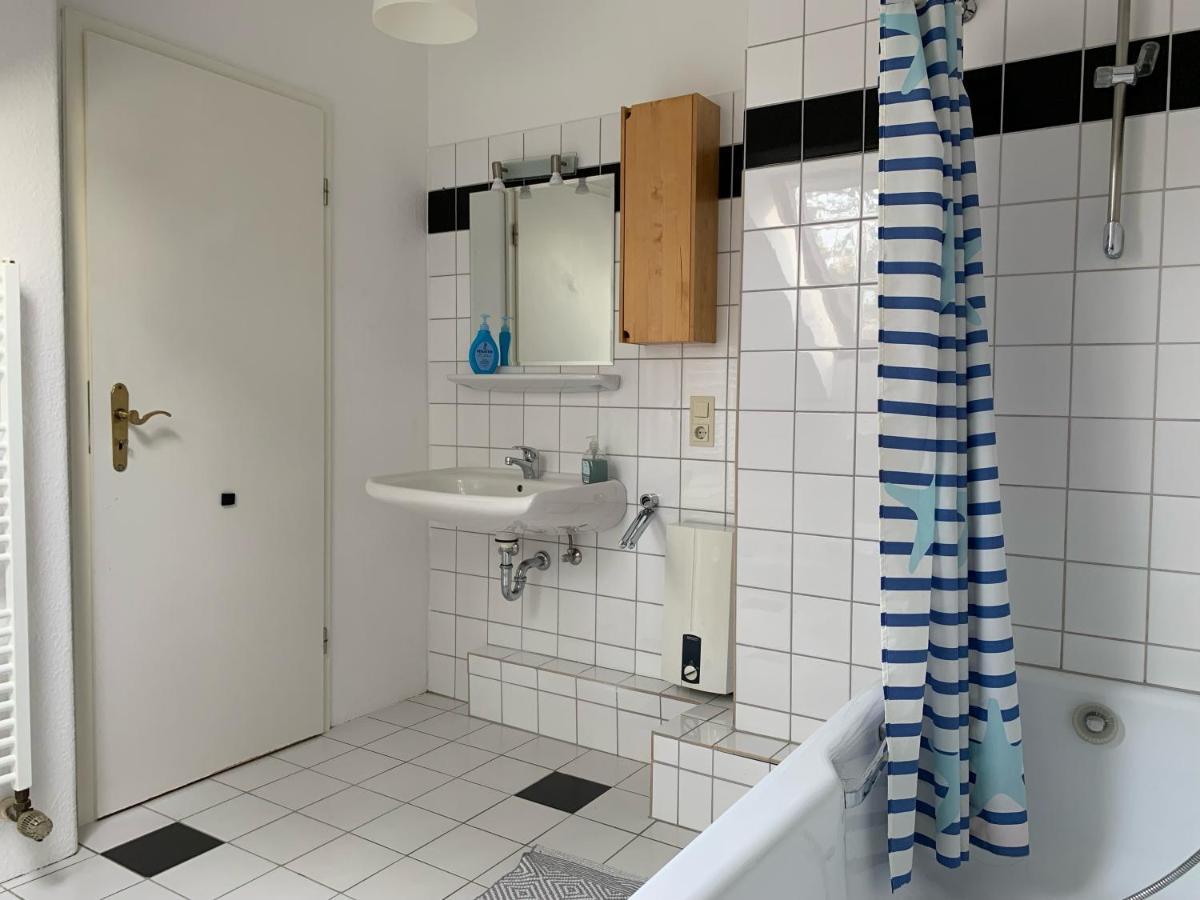 Kleines Apartment In Moenchengladbach-Neuwerk Bagian luar foto