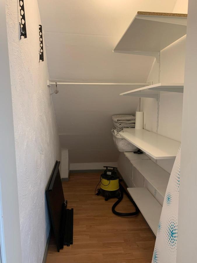 Kleines Apartment In Moenchengladbach-Neuwerk Bagian luar foto