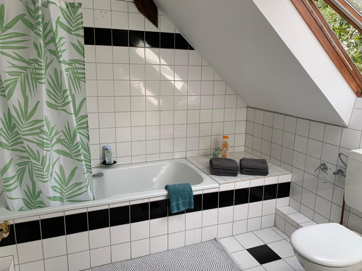 Kleines Apartment In Moenchengladbach-Neuwerk Bagian luar foto
