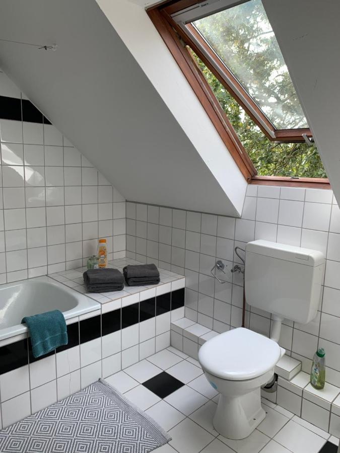 Kleines Apartment In Moenchengladbach-Neuwerk Bagian luar foto